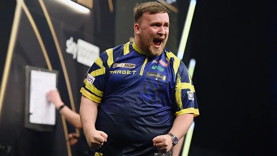 Luke Littler remporte la soirée de Berlin