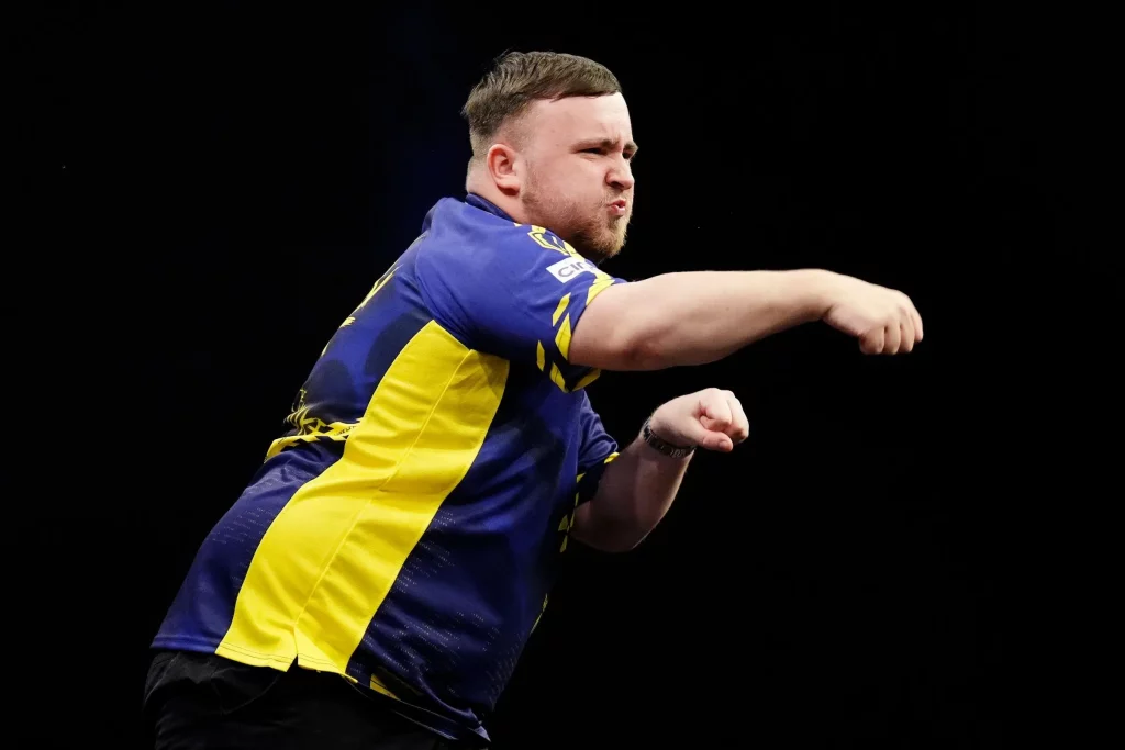 Luke Littler brille à Cardiff